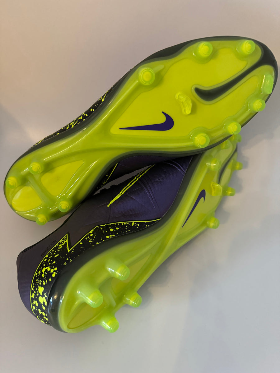 Nike Hypervenom Phinish FG FootSource
