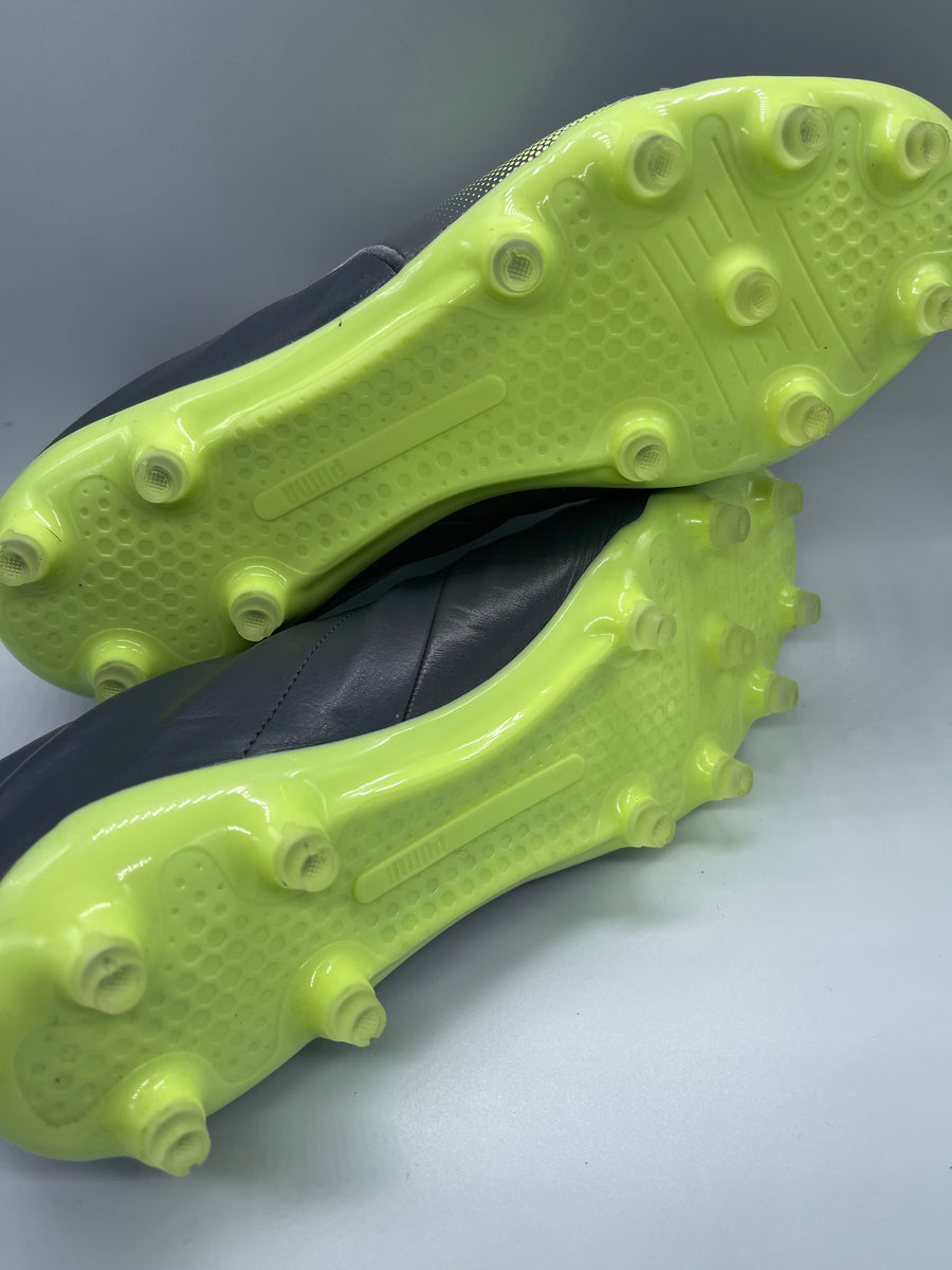 Puma King Pro 21 FG FootSource